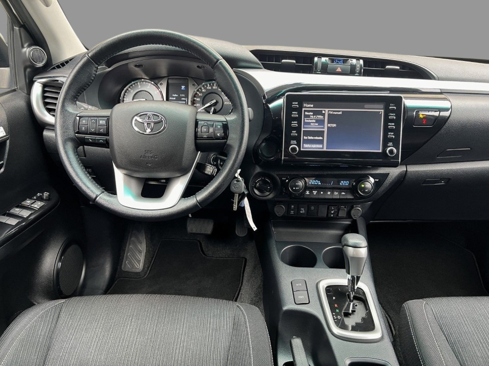 Toyota Hilux 2.8D-4D - foto 9