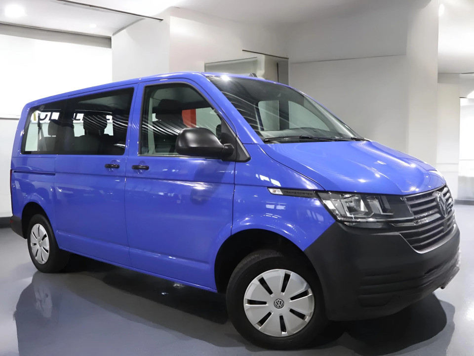 Volkswagen T6 Transporter (2)