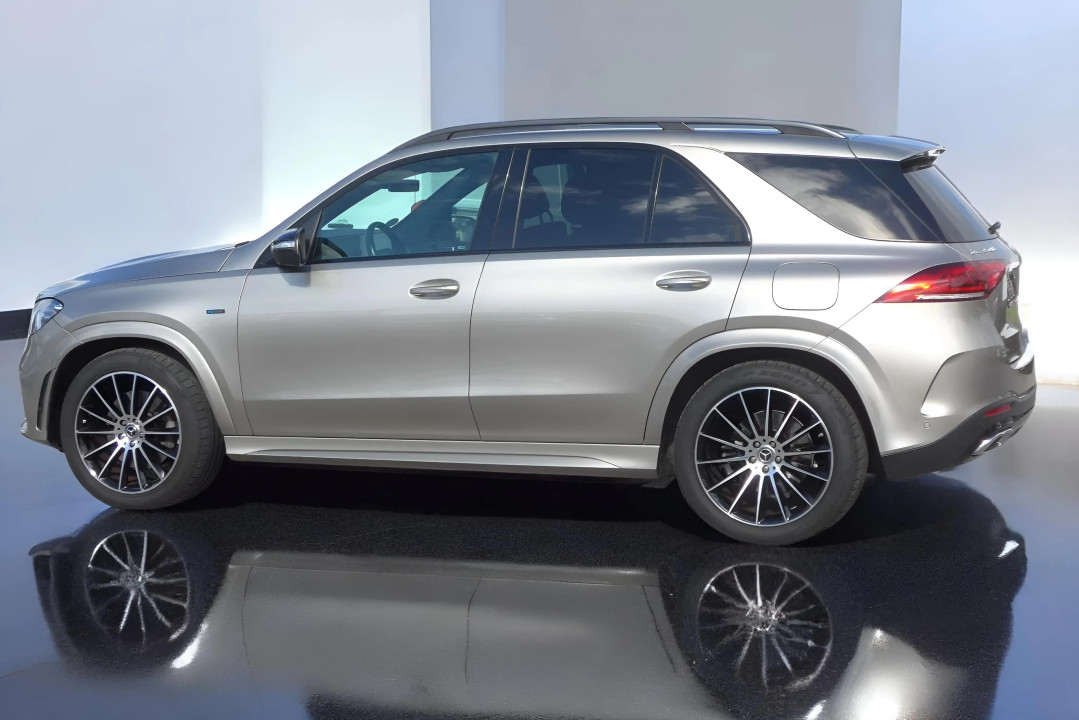 Mercedes-Benz GLE 350 de 4MATIC AMG Line - foto 7