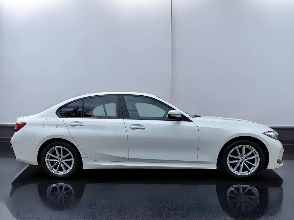 BMW Seria 3 BMW Seria3 20i xDrive M-Sport (3)