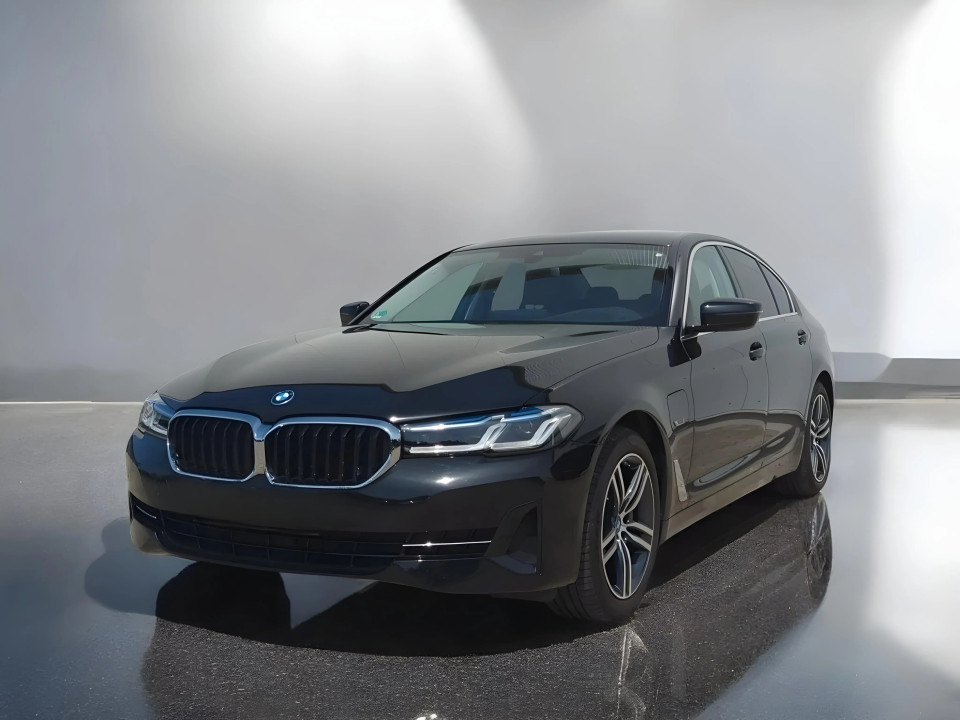 BMW Seria 5 530e Laser (2)