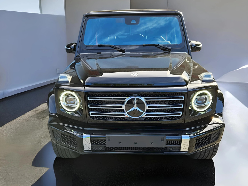 Mercedes-Benz G 400d AMG Line (2)