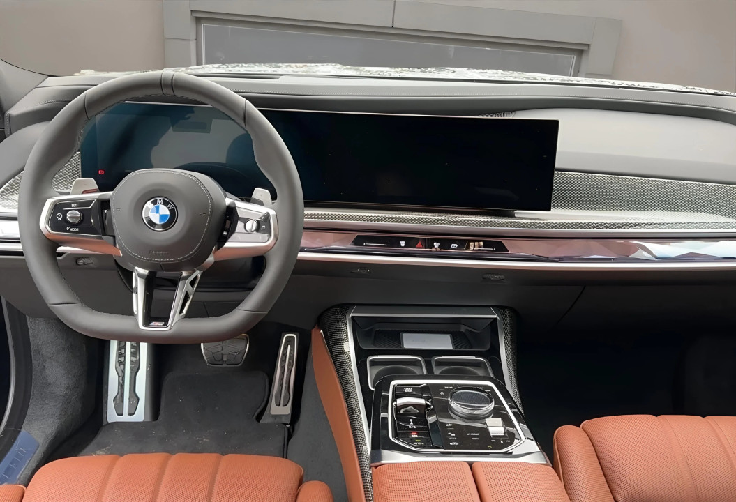 BMW Seria 7 740d xDrive M-Sport - foto 13