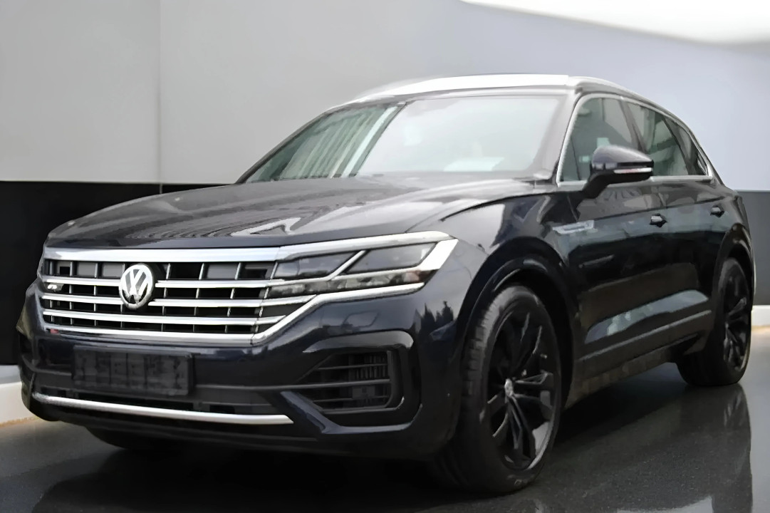 Volkswagen Touareg 3.0 TSI R-Line - foto 7