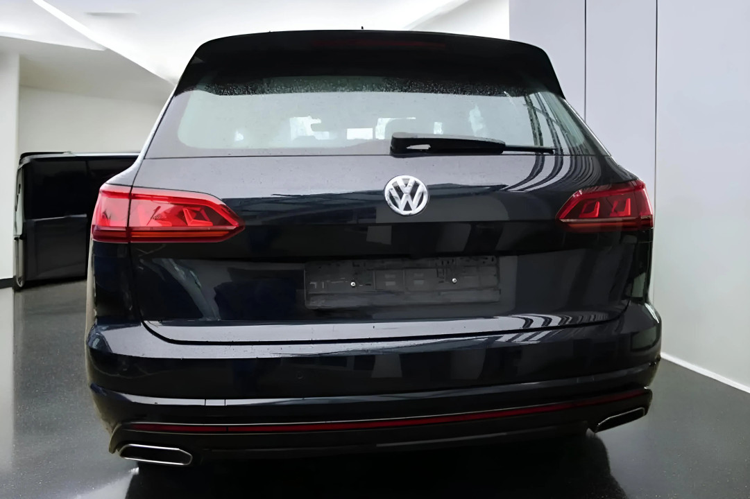 Volkswagen Touareg 3.0 TSI R-Line (3)