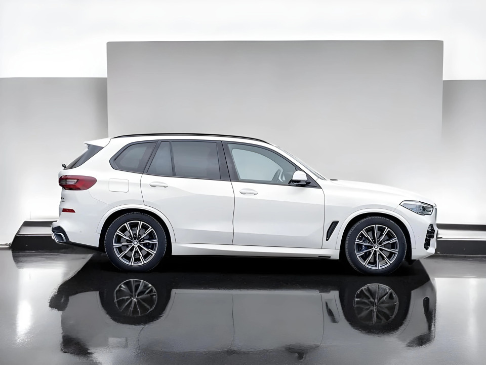 BMW X5 xDrive45e (3)