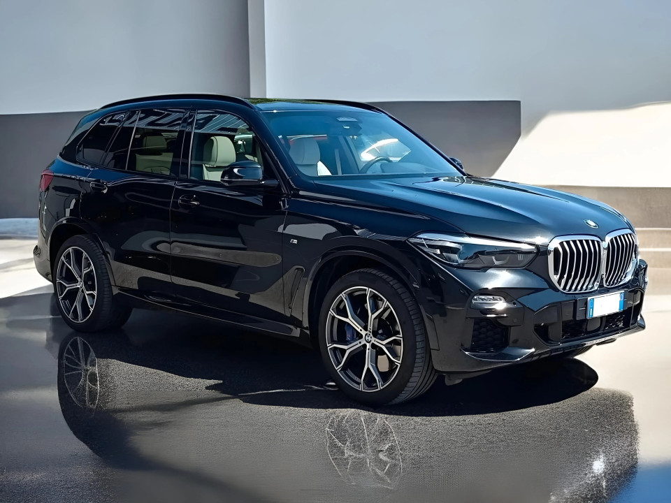 BMW X5 xDrive30d M Sport (2)