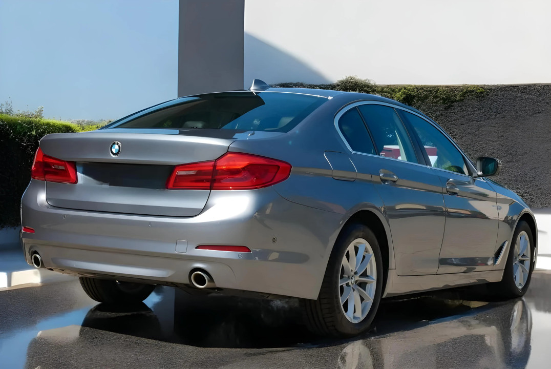 BMW - BMW Seria 5 520 d xDrive (4)