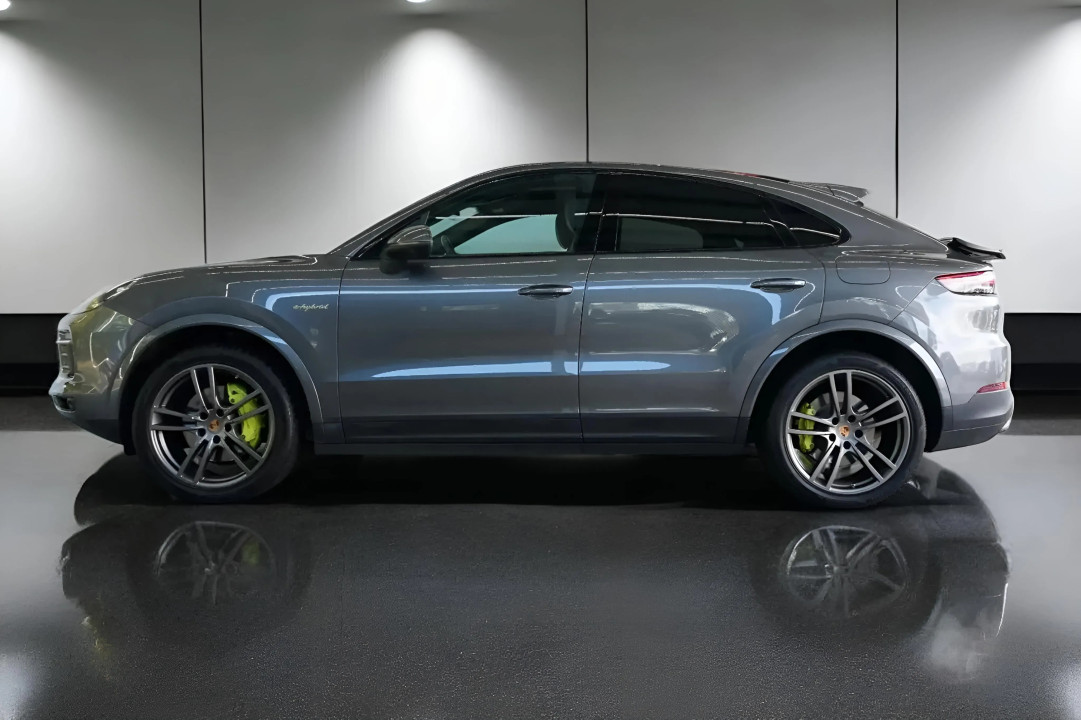 Porsche Cayenne Coupe E-Hybrid - foto 6