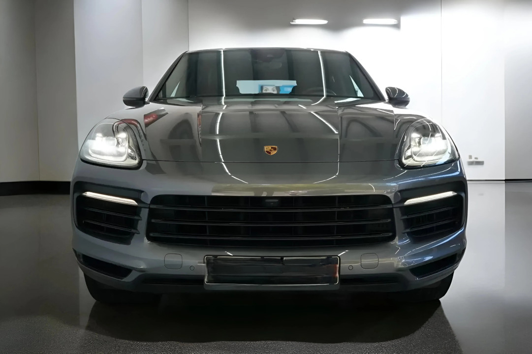 Porsche Cayenne Coupe E-Hybrid (3)