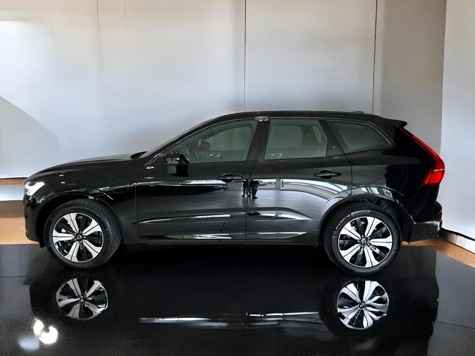 Volvo XC 60 T8 Recharge AWD R-Design (2)