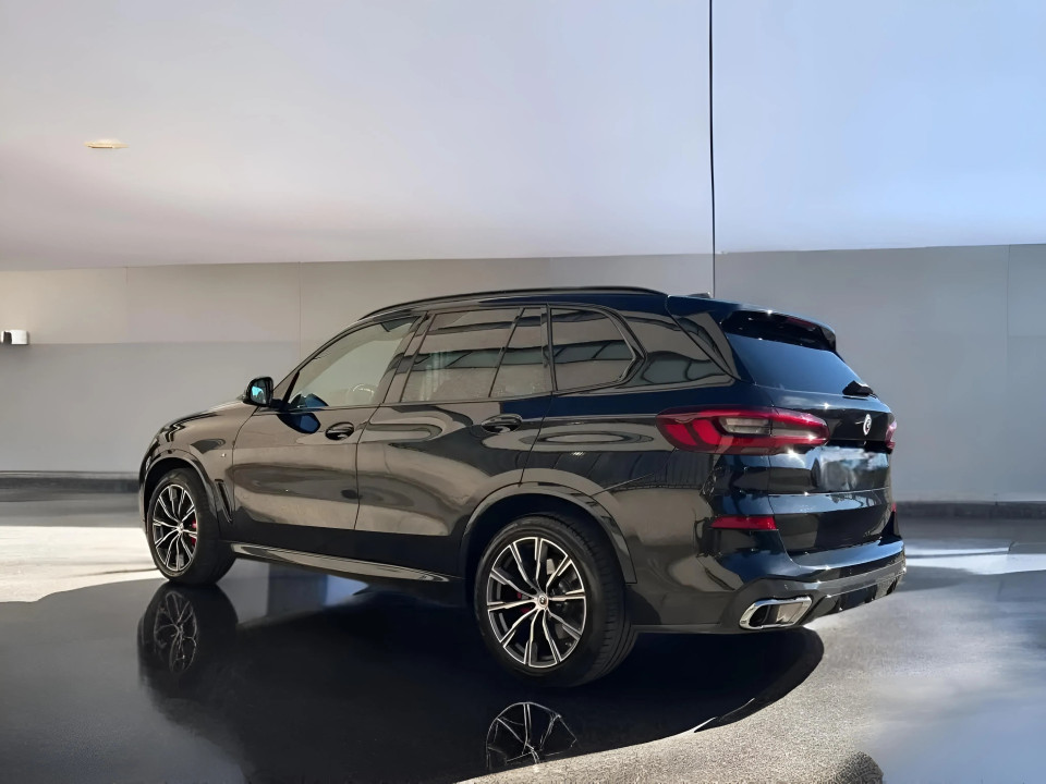 BMW X5 xDrive30d M-Sport (5)