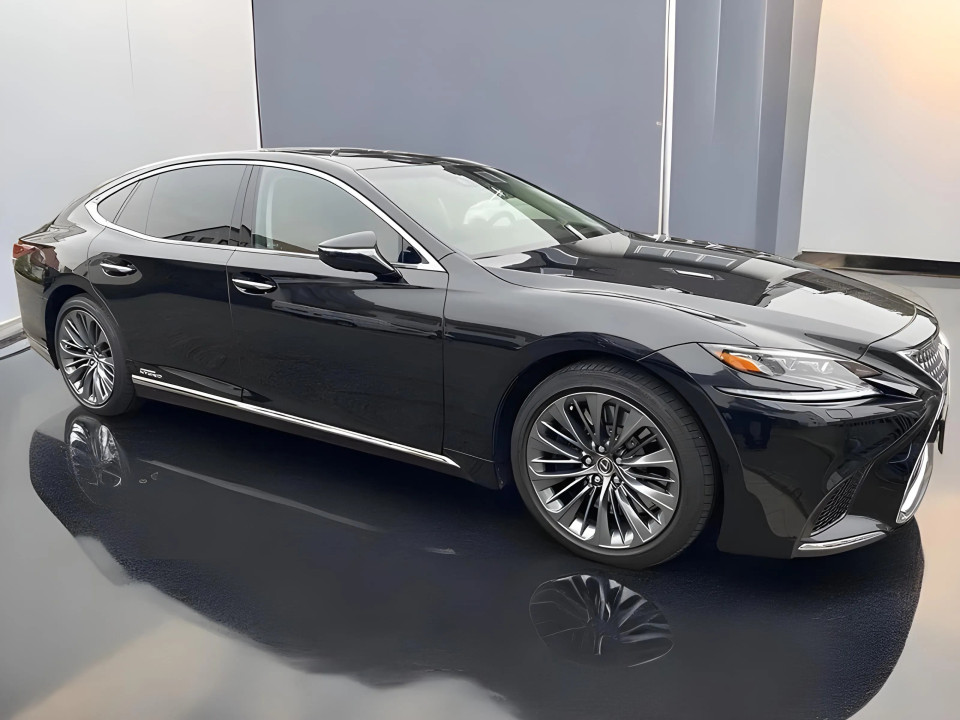 Lexus Seria LS Lexus LS 500h AWD E-Four Executive Line. (3)