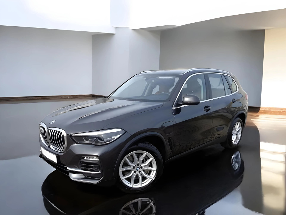 BMW X5 xDrive45e