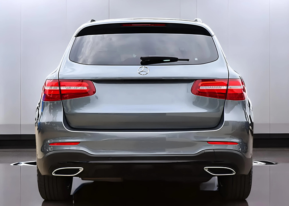 Mercedes-Benz GLC 350d 4MATIC AMG Line (4)