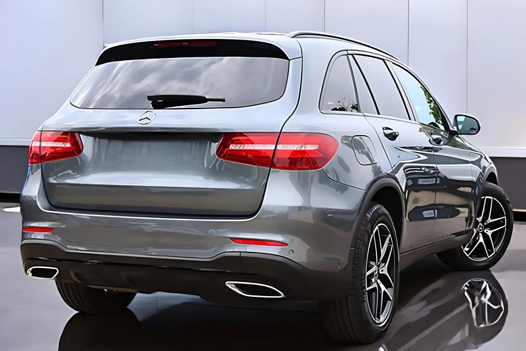 Mercedes-Benz GLC 350d 4MATIC AMG Line (5)