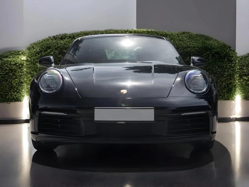 Porsche 911 Carrera (3)