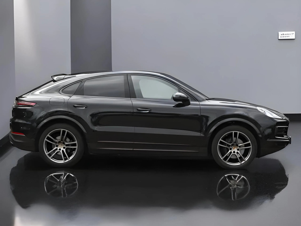 Porsche Cayenne Coupe (2)