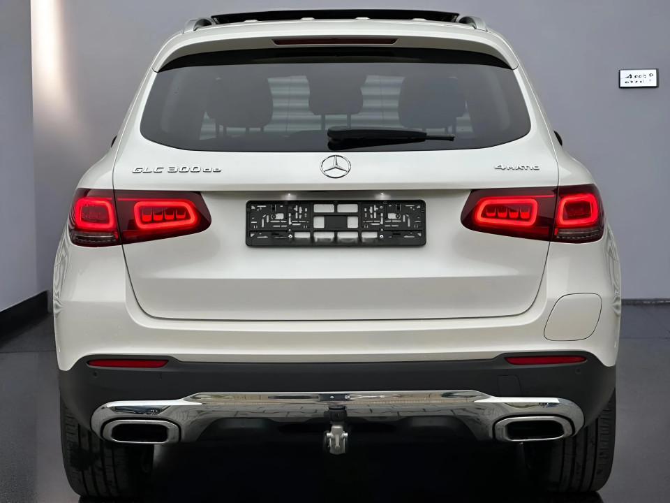 Mercedes-Benz GLC 300de 4MATIC (5)