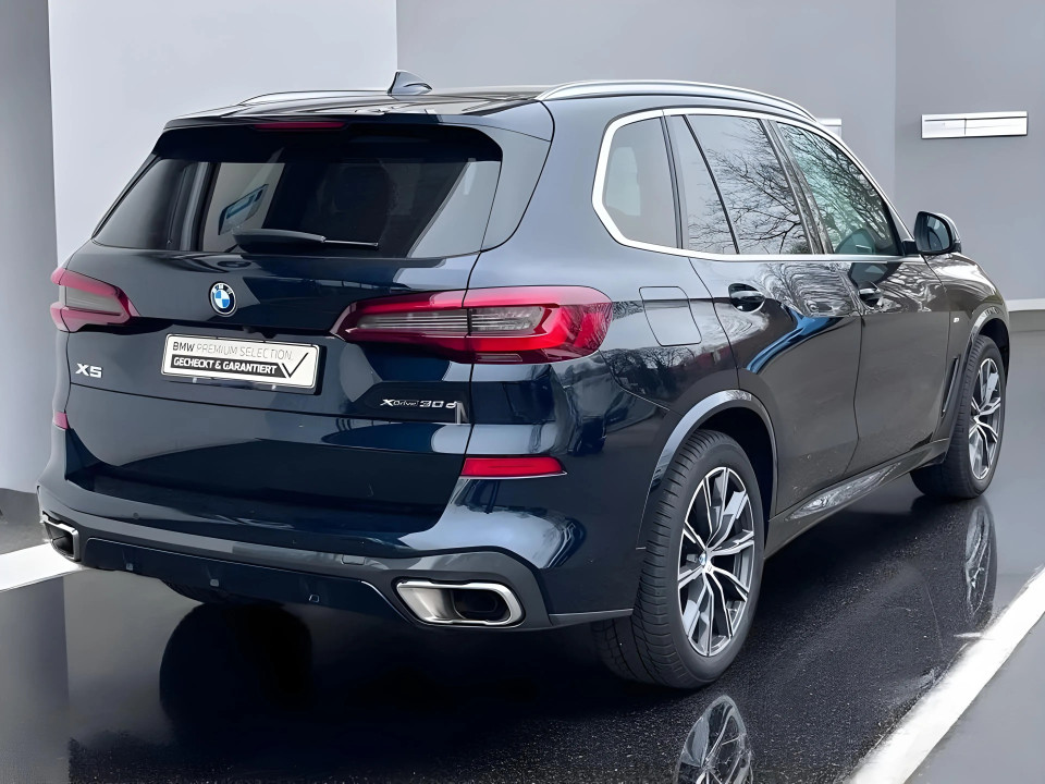 BMW X5 xDrive30d M-Sport (2)