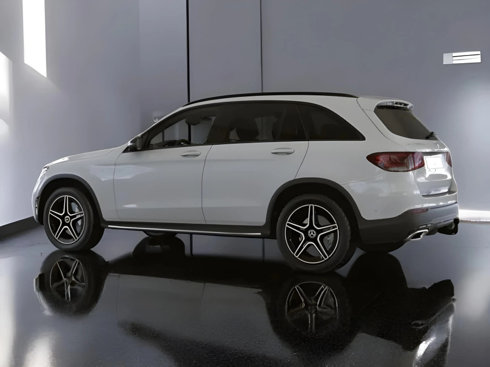 Mercedes-Benz GLC 300de 4MATIC AMG Line - foto 9