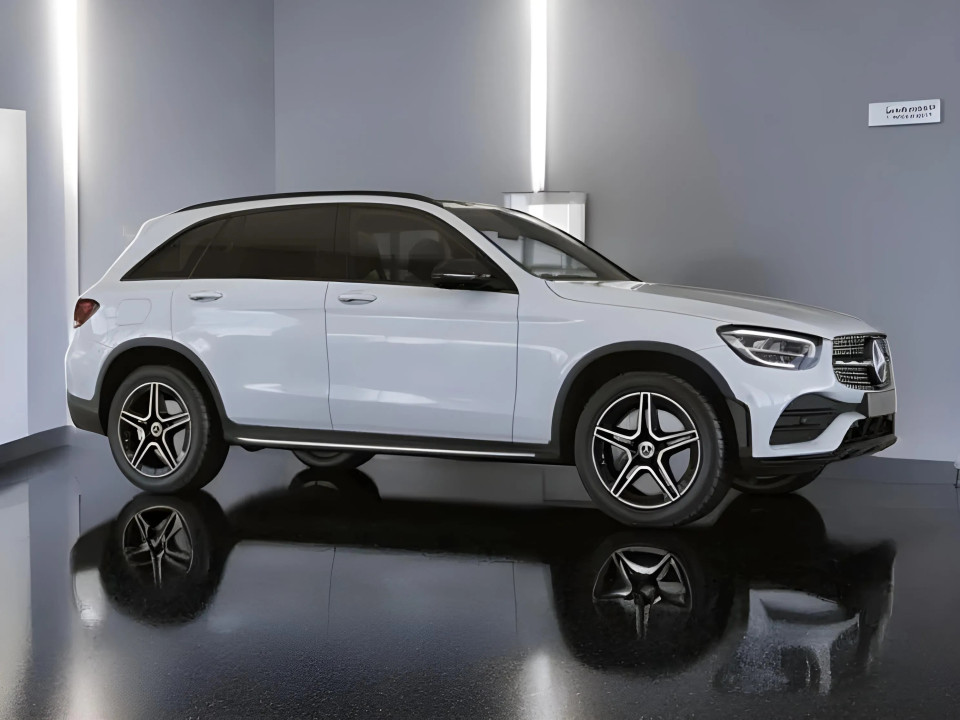 Mercedes-Benz GLC 300de 4MATIC AMG Line (2)