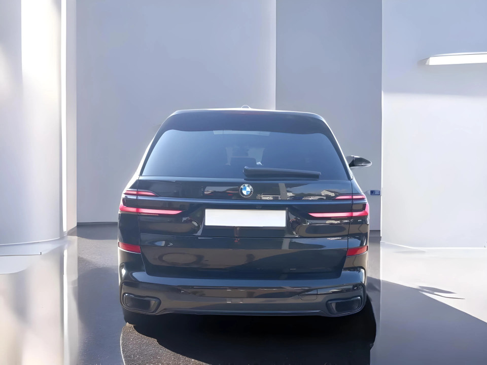 BMW X7 xDrive40d M-Sport - foto 6