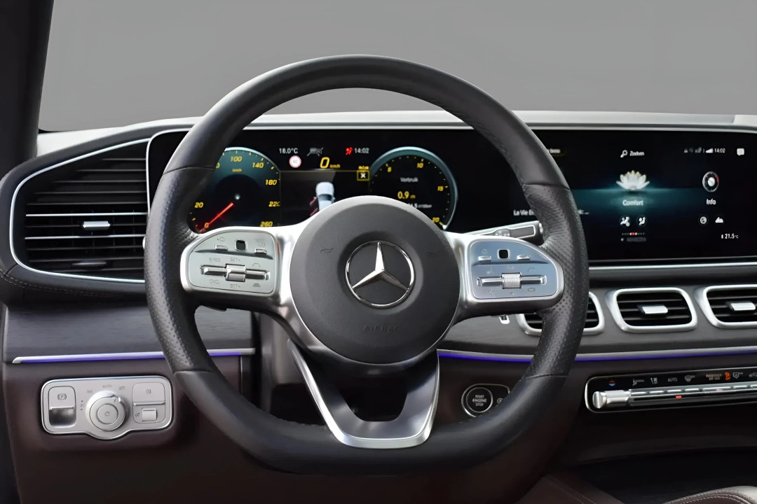 Mercedes-Benz GLS 400d 4MATIC AMG Line - foto 11