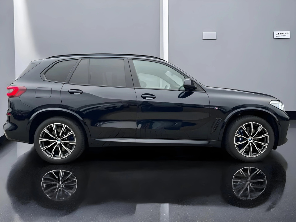 BMW X5 xDrive30d M-Sport (2)