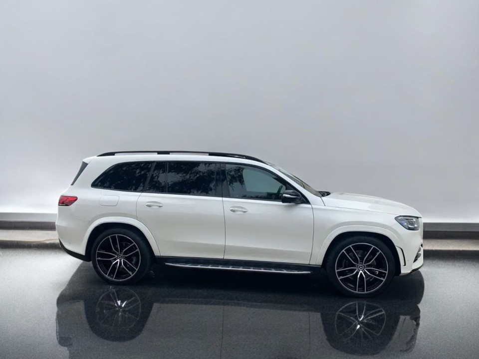 Mercedes-Benz GLS 400d 4MATIC AMG Line (4)