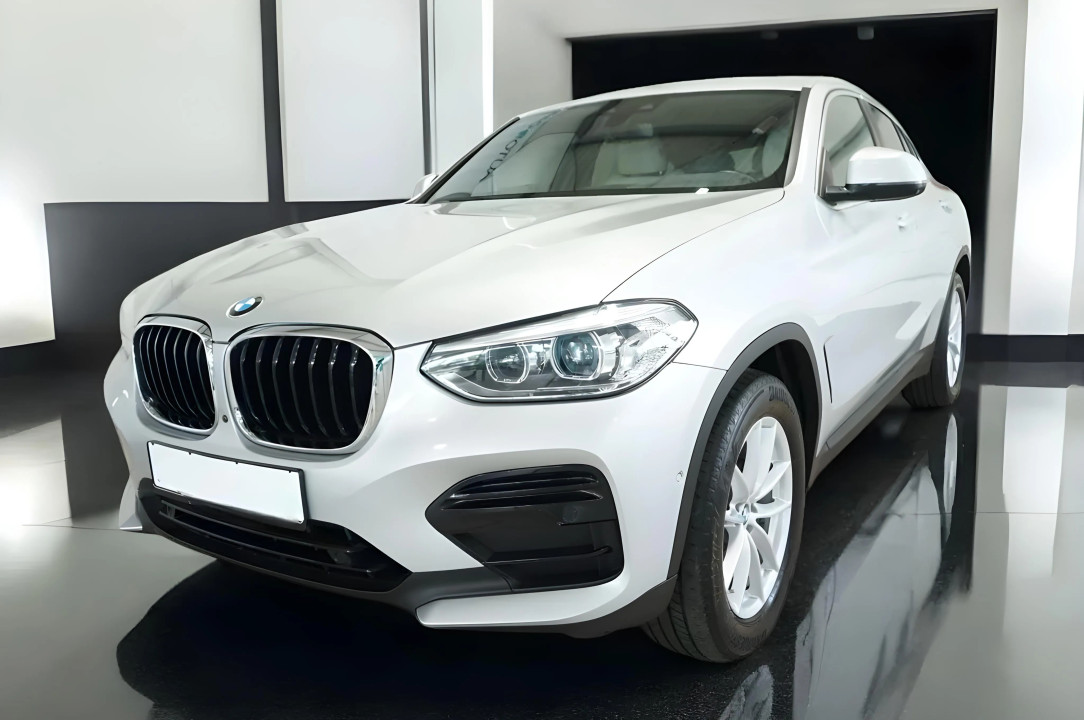 BMW X4 xDrive20d Advantage (3)