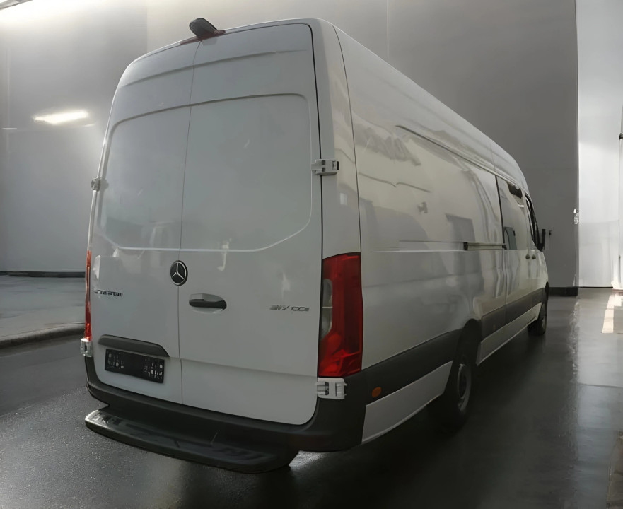 Mercedes-Benz Sprinter 317 CDI 7 locuri ExtraLang (5)