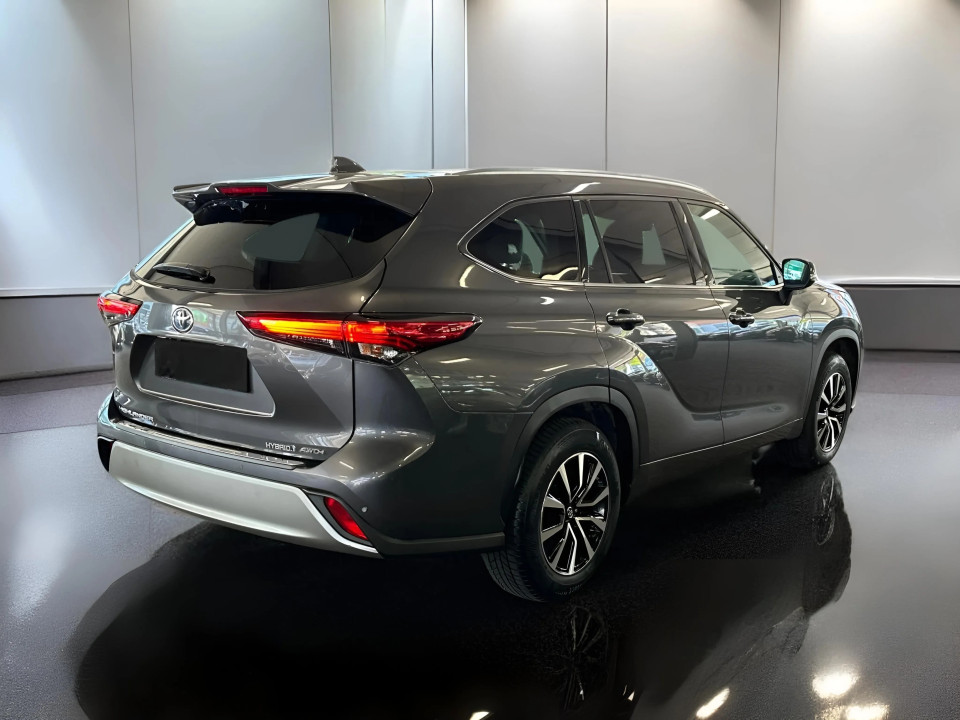 Toyota Highlander 2,5 Hybrid Luxury (3)