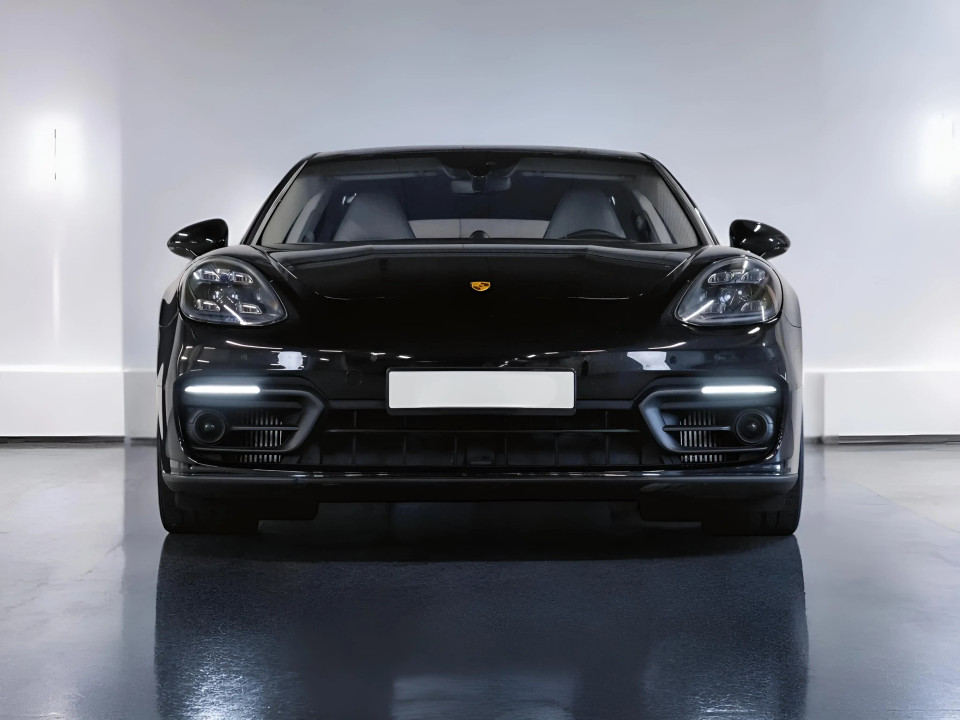 Porsche Panamera 4 E-Hybrid (2)