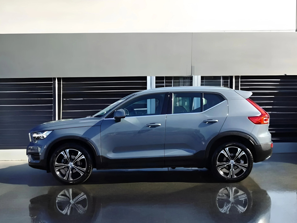 Volvo XC 40 T3 Geartronic Inscription (3)
