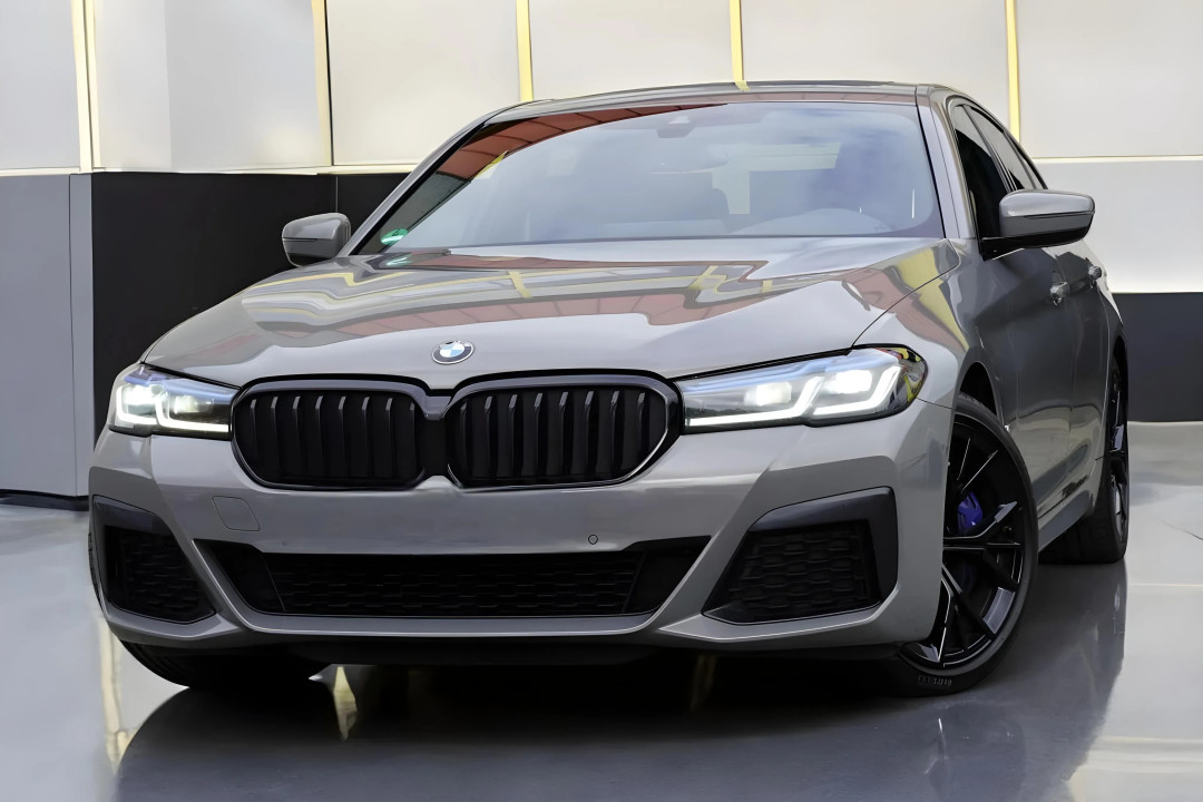 BMW Seria 5 530d M-Sport (3)