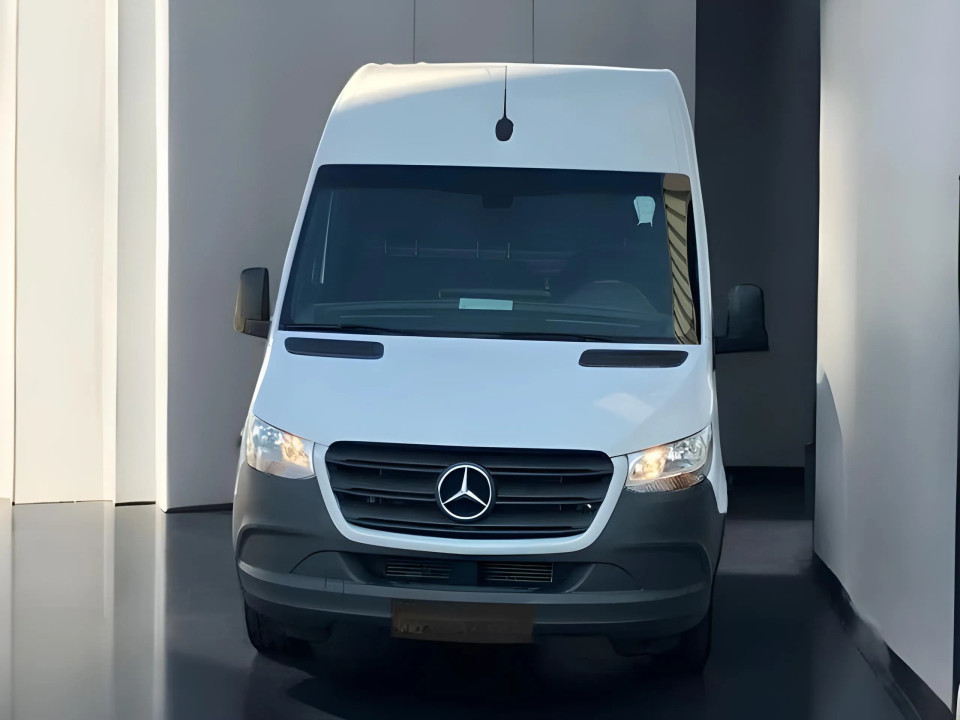 Mercedes-Benz Sprinter 319 CDI KA (2)