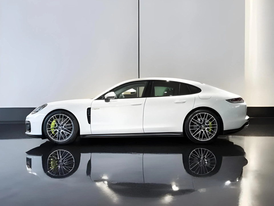 Porsche Panamera 4S E-Hybrid (3)