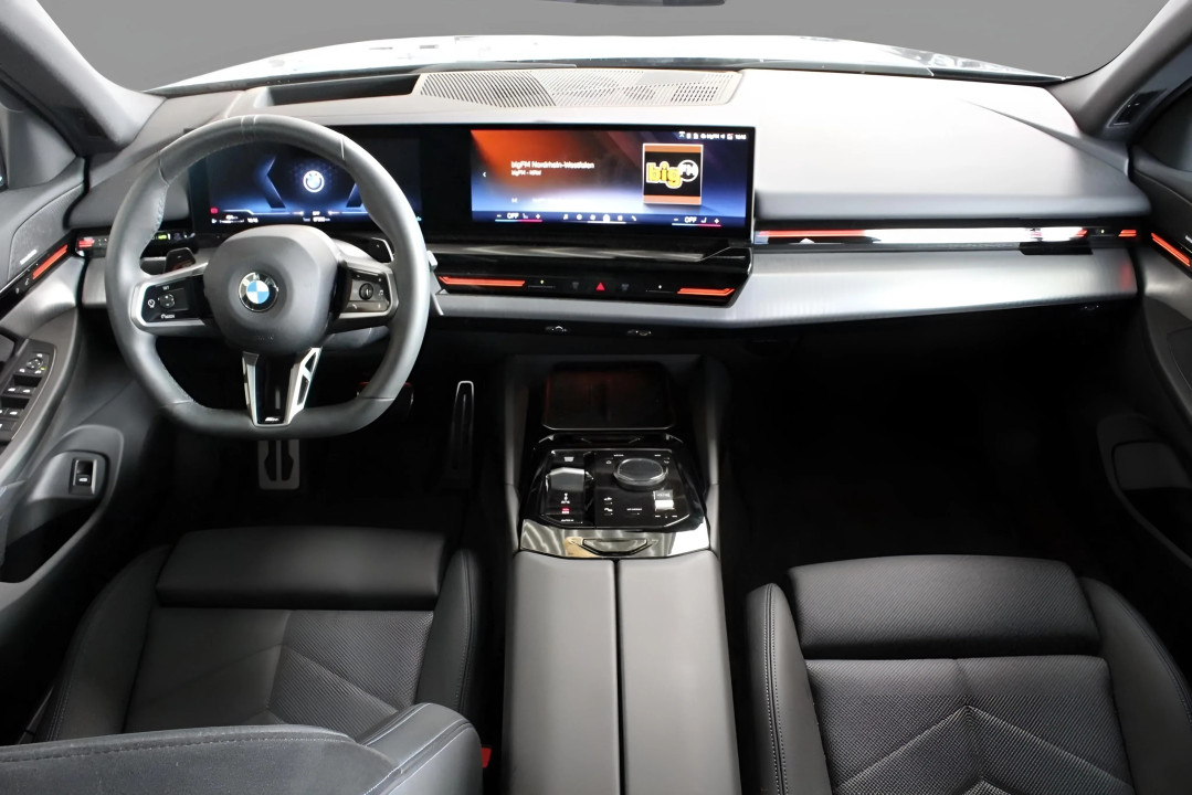 BMW Seria 5 520d xDrive M Sport Pro - foto 6