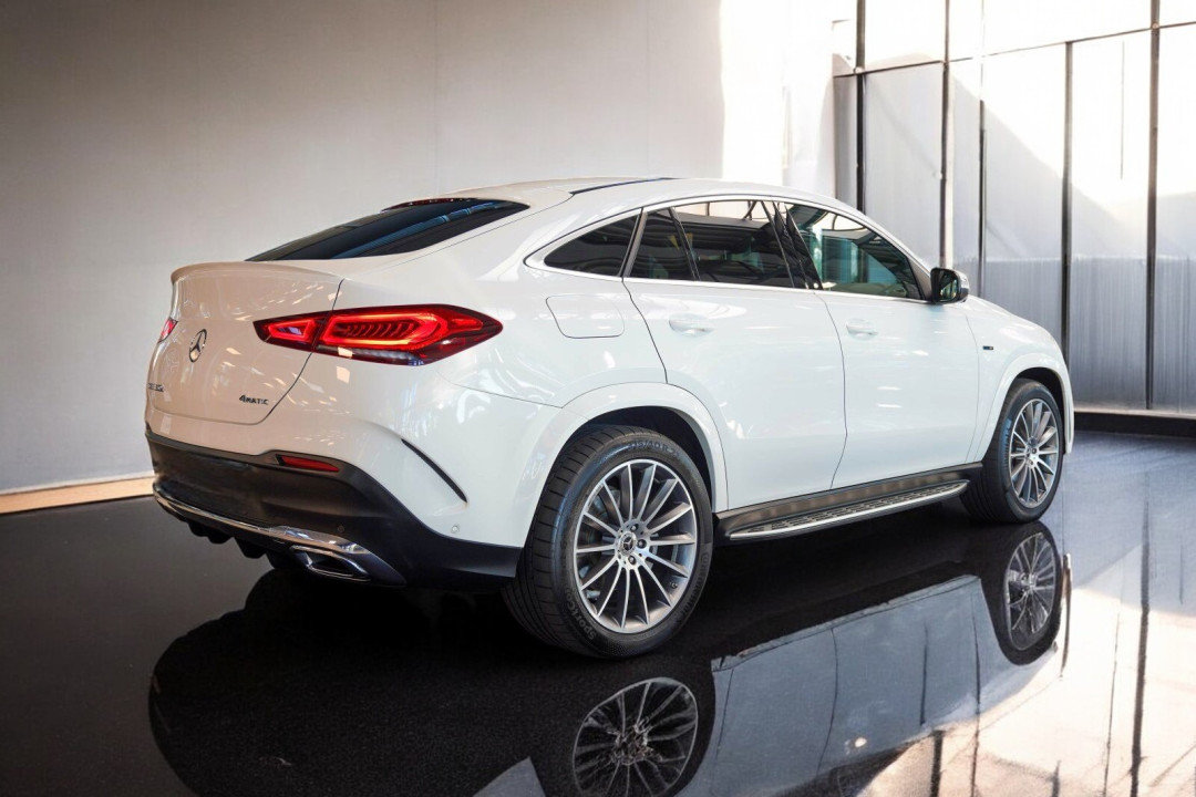 Mercedes-Benz GLE Coupe 350e 4MATIC AMG Line (4)