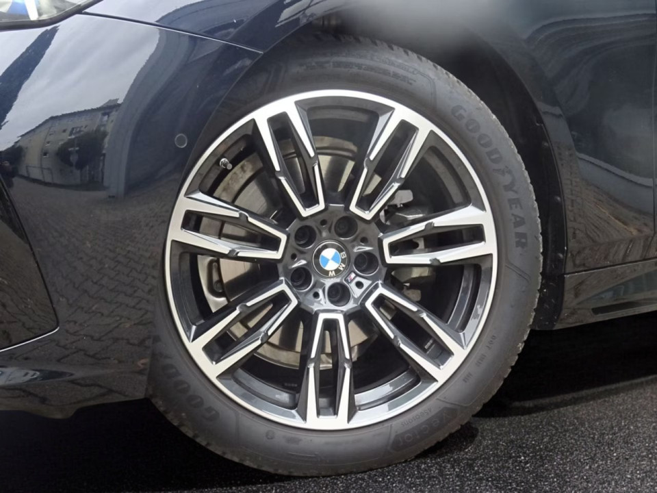 BMW Seria 5 520d xDrive Limousine M Sport - foto 11