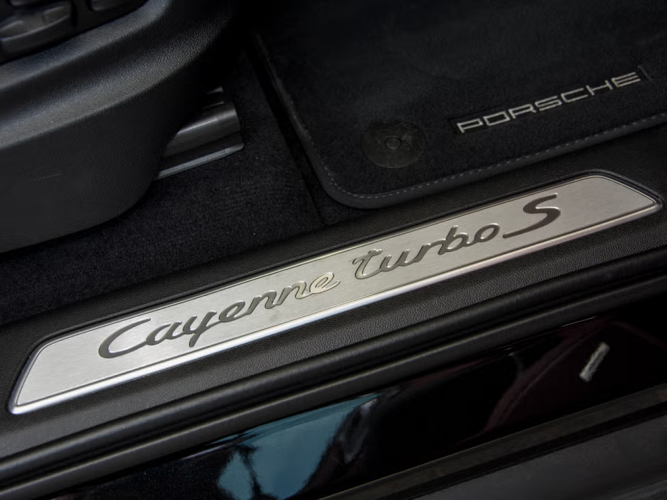 Porsche Cayenne Coupe Turbo S E-Hybrid - foto 16