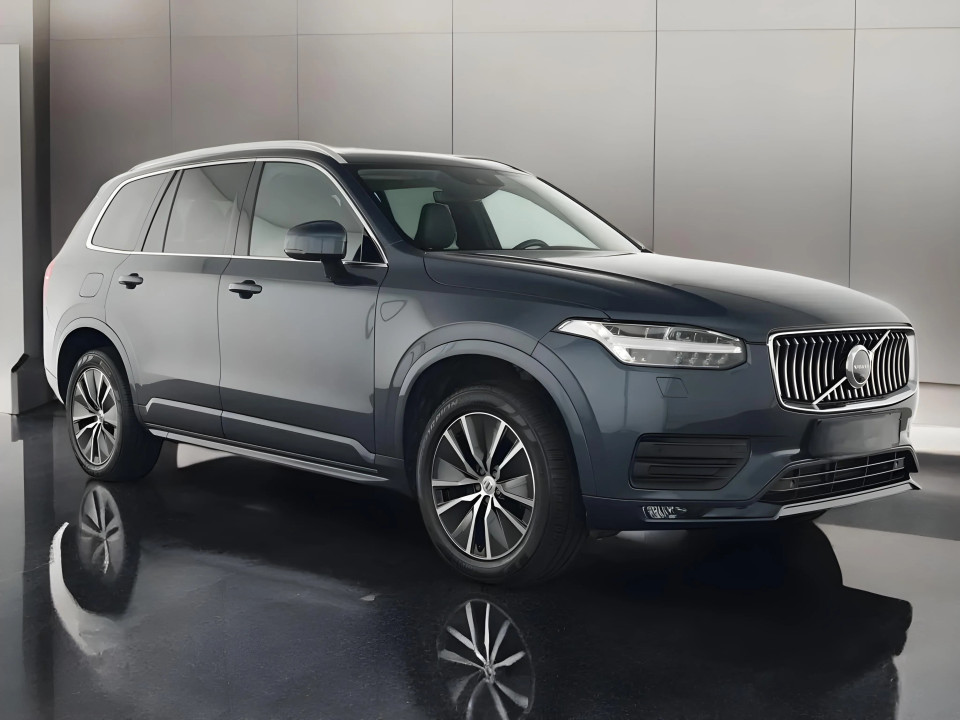 Volvo XC 90 D5 Momentum Pro AWD (3)