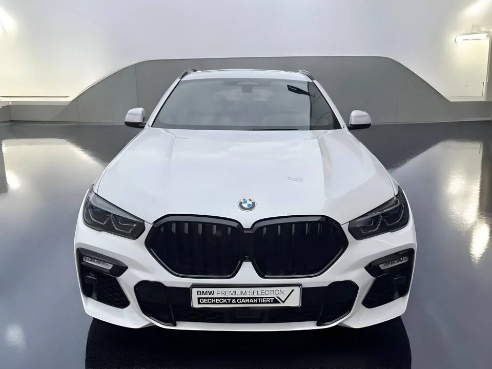 BMW X6 xDrive40d M-Sport (2)