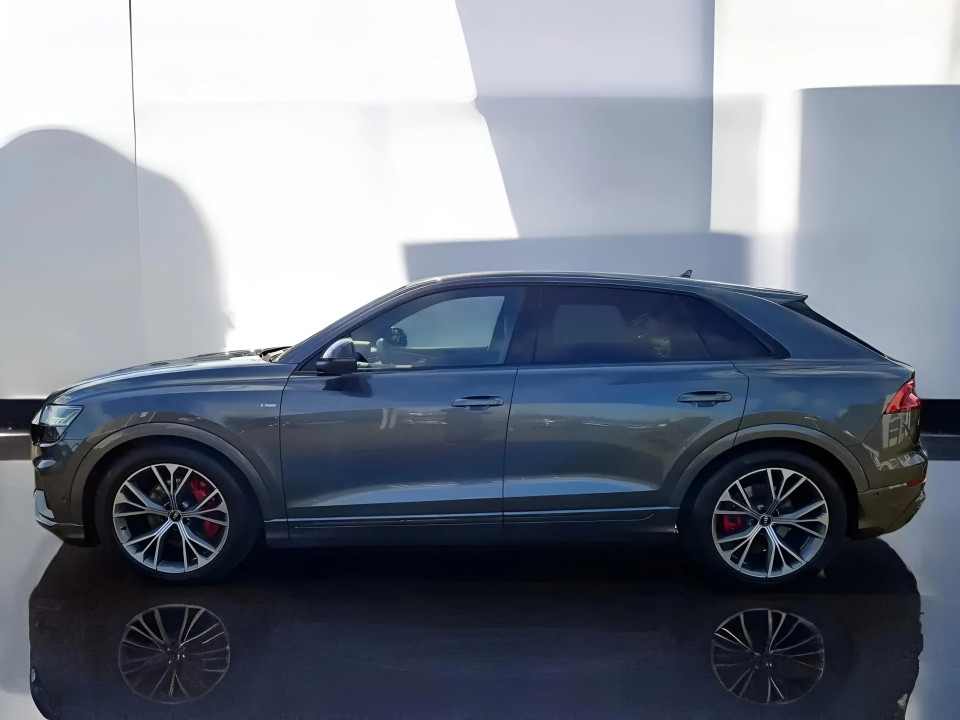 Audi Q8 55TFSI Quattro Tiptronic Competition Plus (3)