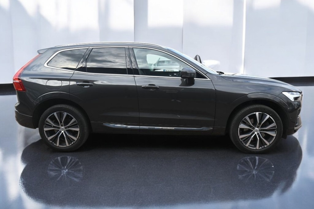 Volvo XC 60 T8 Recharge AWD Inscription (4)