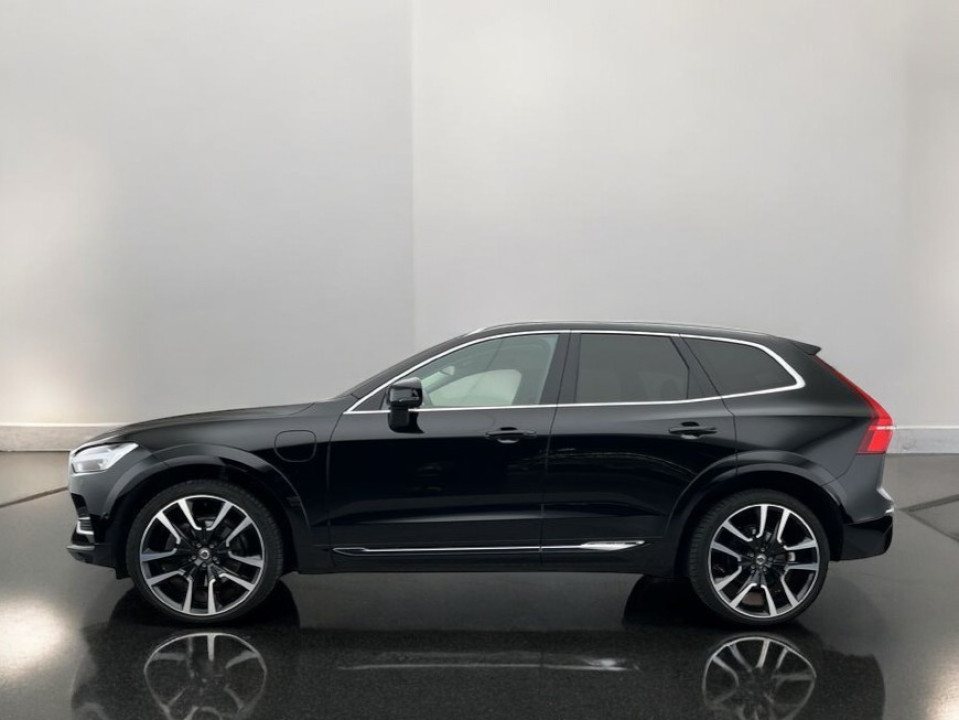 Volvo XC 60 T6 Recharge AWD Inscription (5)