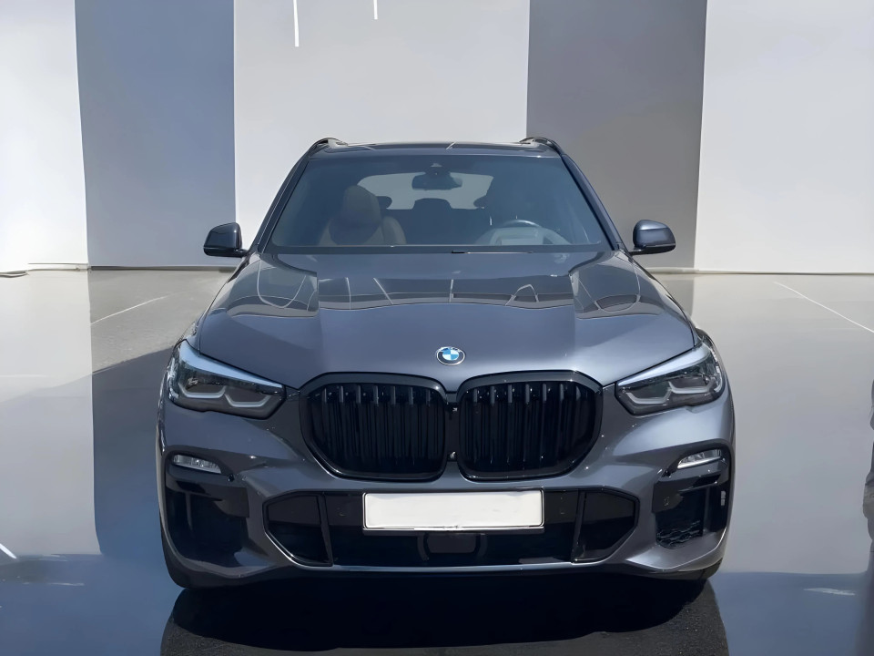 BMW X5 xDrive30d M-Sport (2)