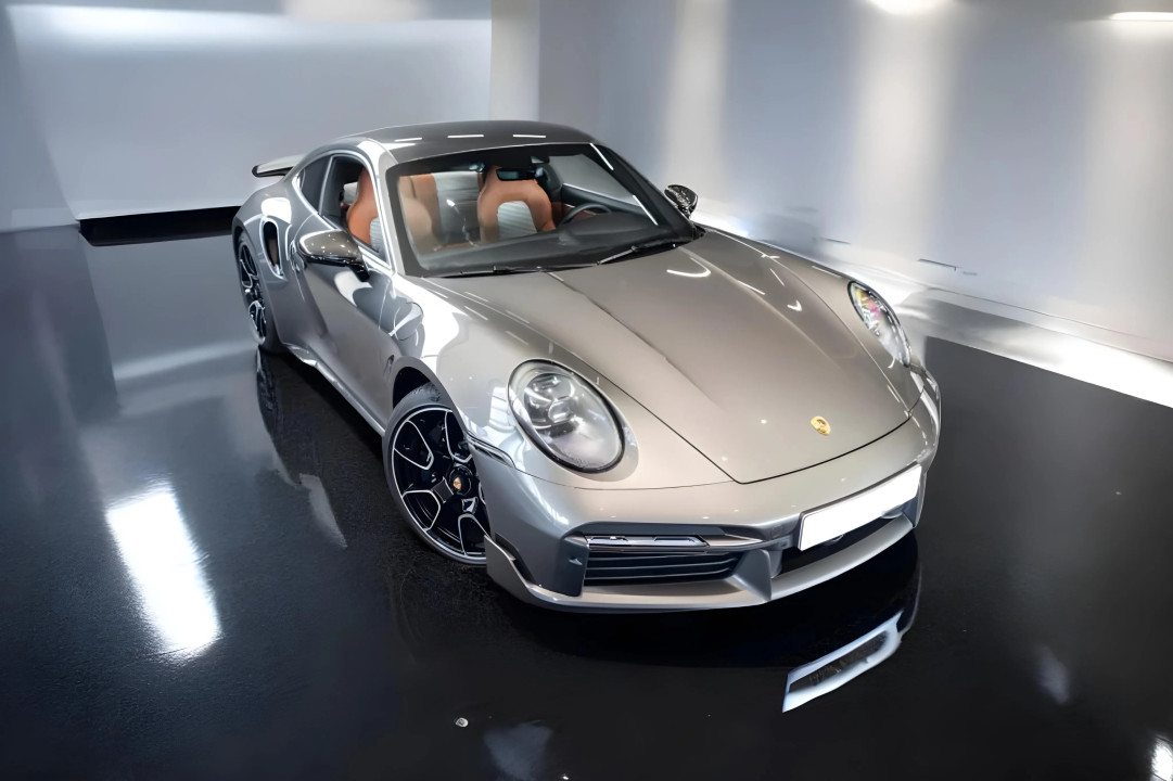 Porsche 911 Turbo S (2)