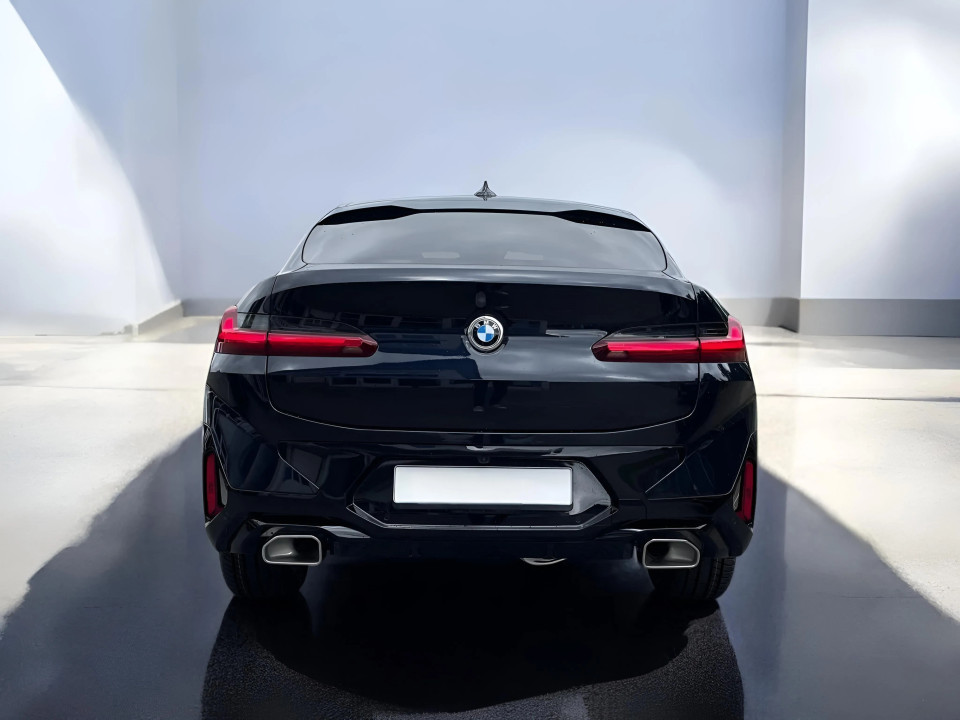 BMW X4 xDrive 20d M-Sport (3)